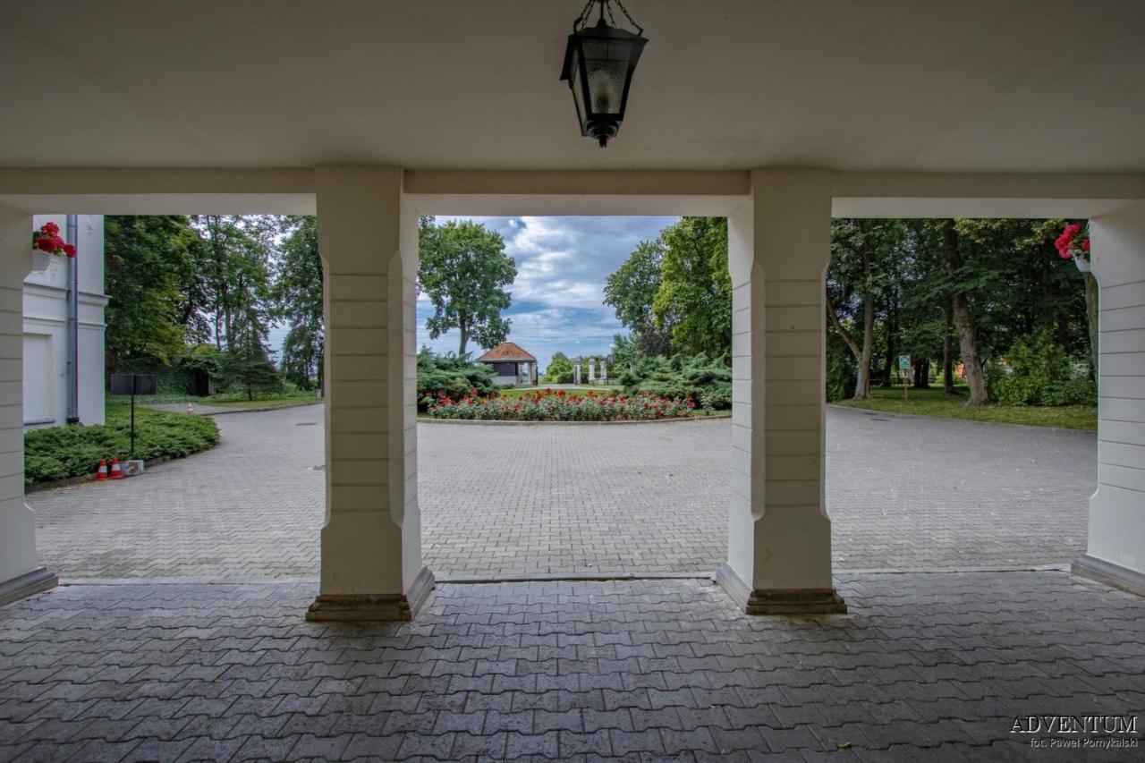 Palac Pod Kampinosem - Blisko Warszawy Leszno  Bagian luar foto